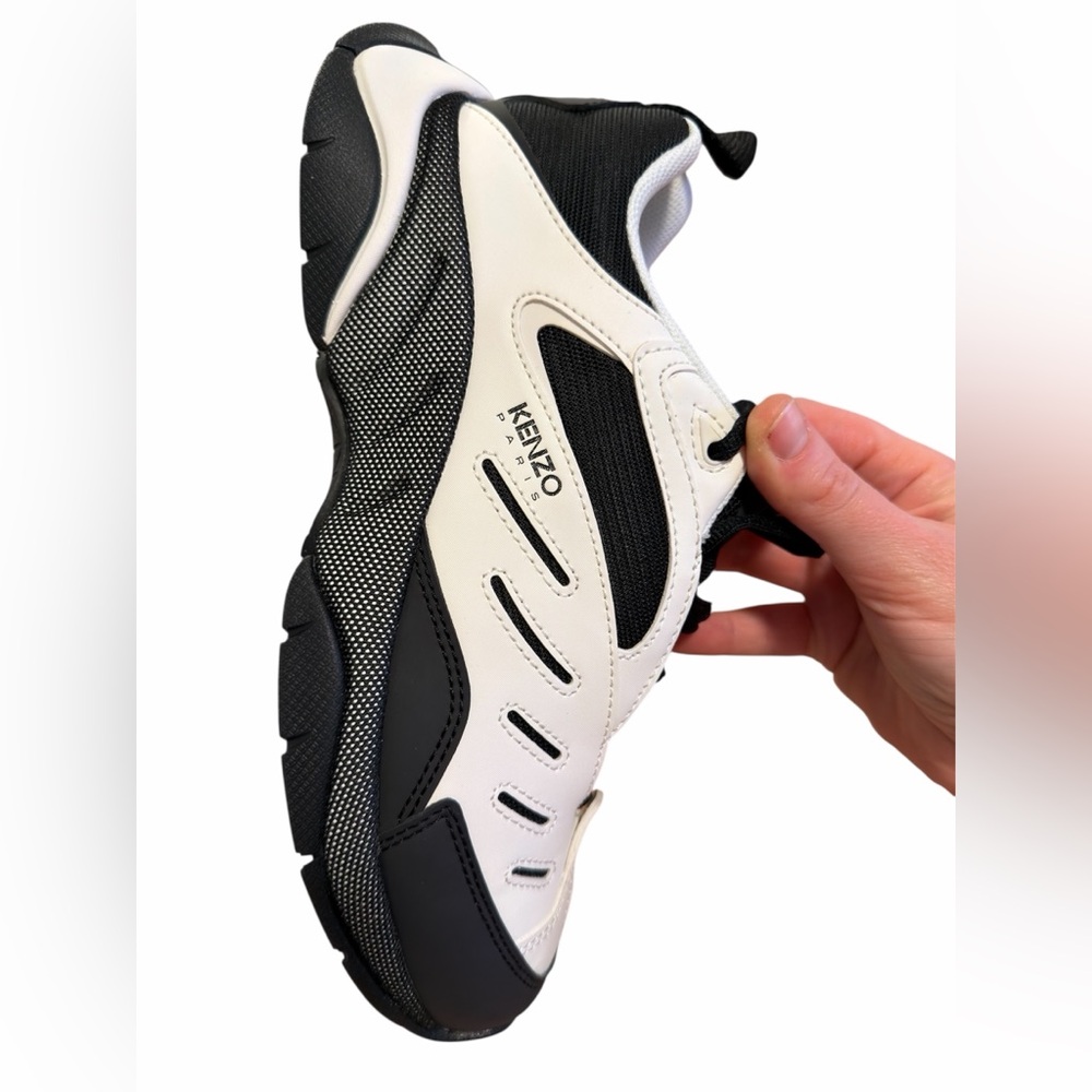 Authentic KENZO PARIS women’s sneakers size EUR 37, NEW